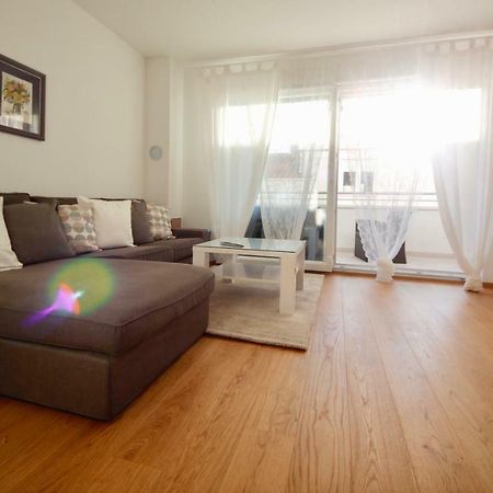Villa More Makarska Eksteriør billede