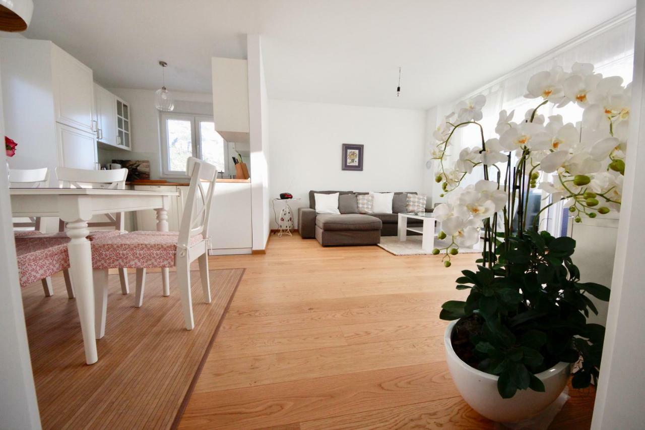 Villa More Makarska Eksteriør billede